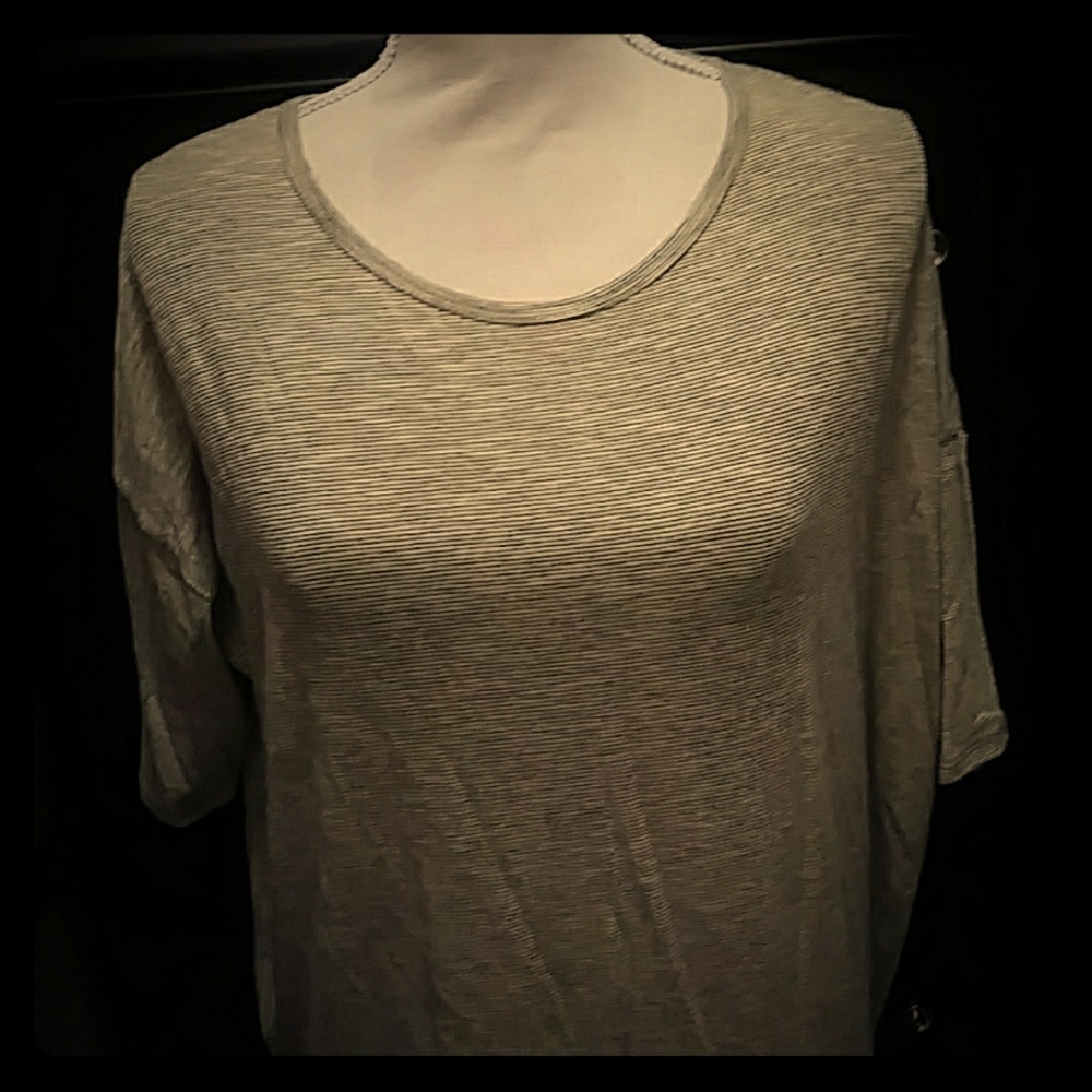 LuLaRoe Irma Top